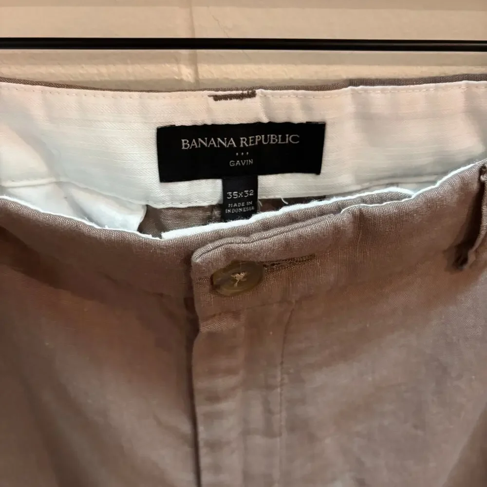 Banana Republic classic banana